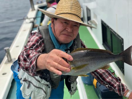 丸万釣船 釣果