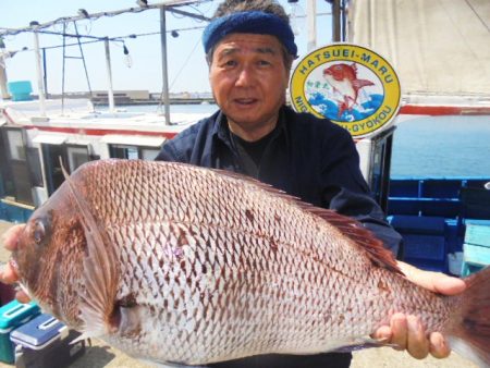 初栄丸 釣果