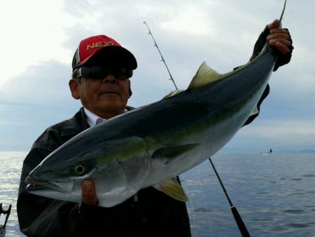 つれ鷹丸 釣果