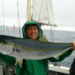 つれ鷹丸 釣果