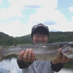 フィッシングレイクたかみや 釣果