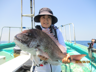 なかくに丸 釣果