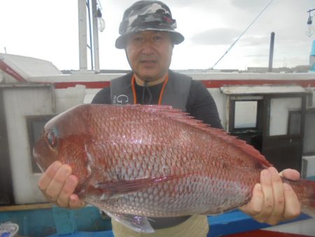 初栄丸 釣果