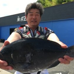 鵜来島家本渡船 釣果