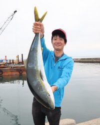 魚英 釣果