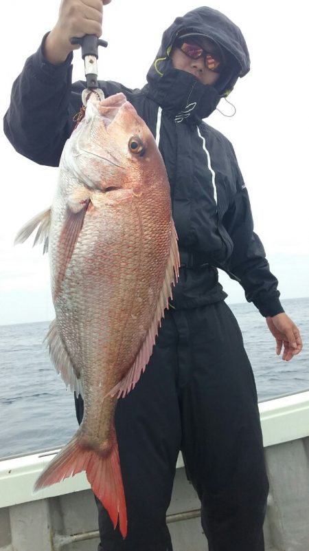 鷹王丸 釣果