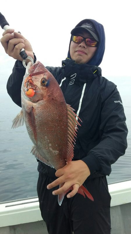 鷹王丸 釣果