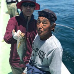 丸万釣船 釣果