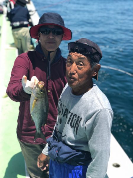 丸万釣船 釣果