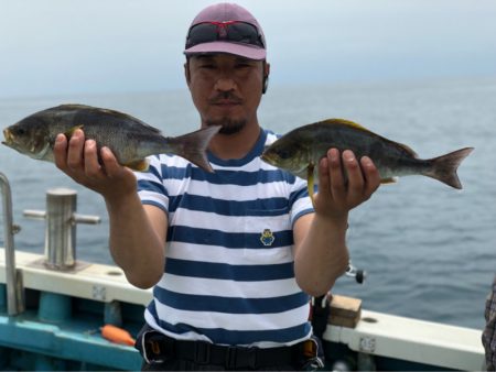 丸万釣船 釣果