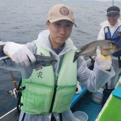 丸万釣船 釣果