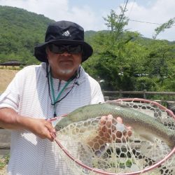 フィッシングレイクたかみや 釣果