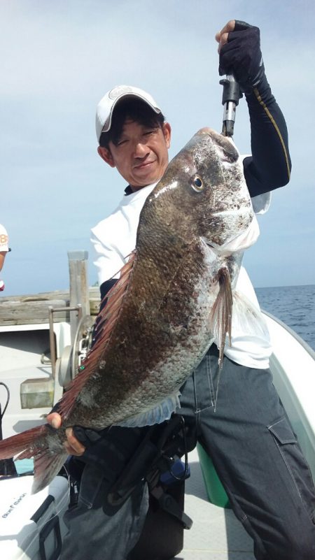 鷹王丸 釣果