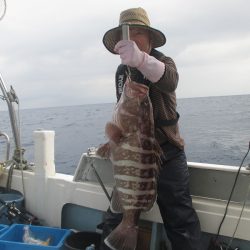 隆星丸 釣果