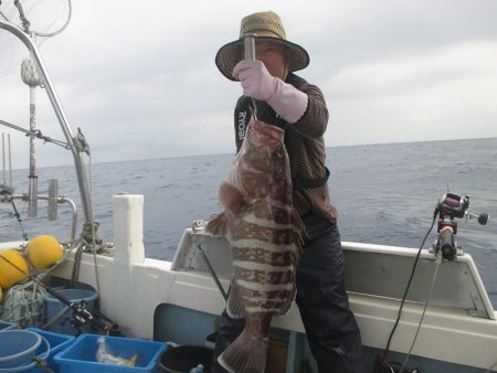 隆星丸 釣果