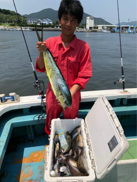 丸万釣船 釣果