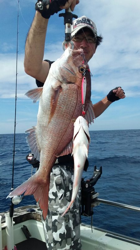 鷹王丸 釣果