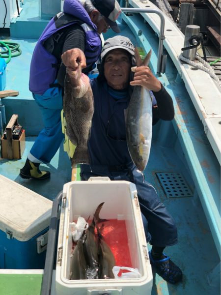 丸万釣船 釣果