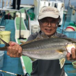 丸万釣船 釣果