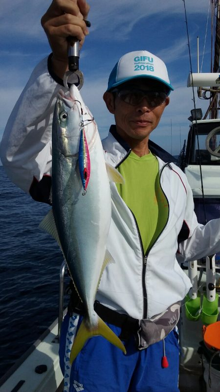 鷹王丸 釣果