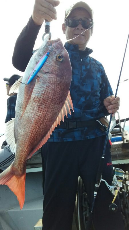 鷹王丸 釣果