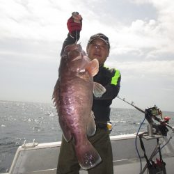 隆星丸 釣果