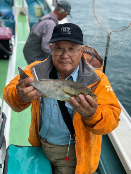 丸万釣船 釣果