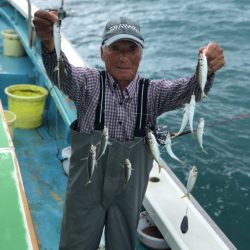 丸万釣船 釣果