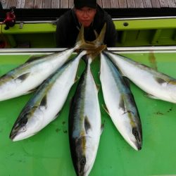 横内丸 釣果