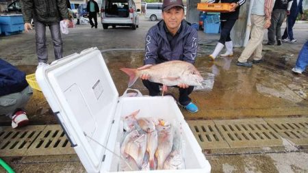 勇勝丸 釣果