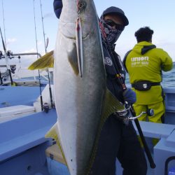 松鶴丸 釣果