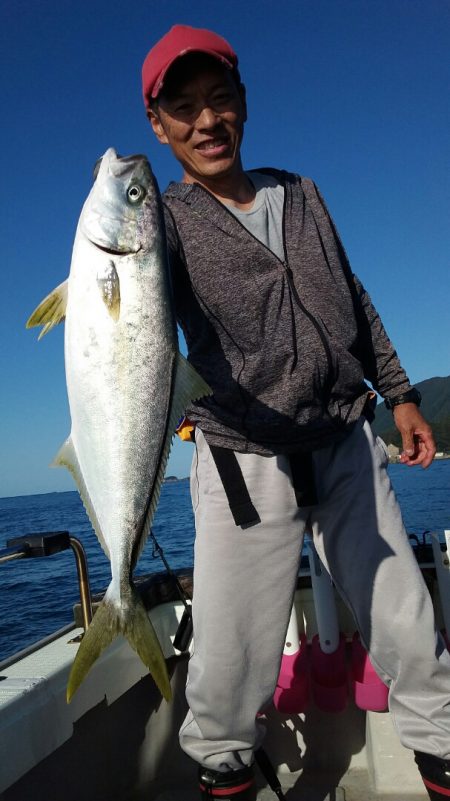 鷹王丸 釣果