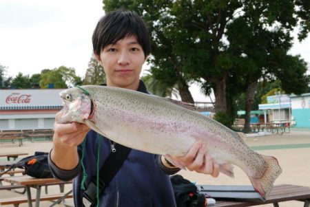 としまえんフィッシングエリア 釣果