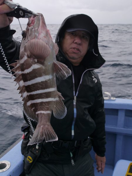 松鶴丸 釣果