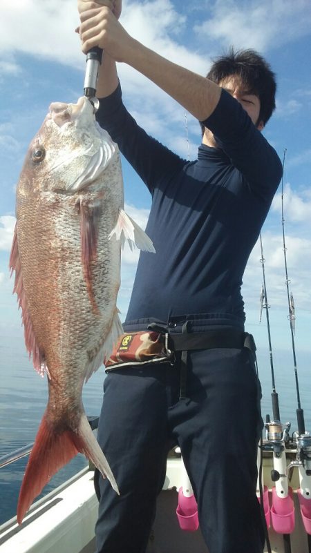 鷹王丸 釣果