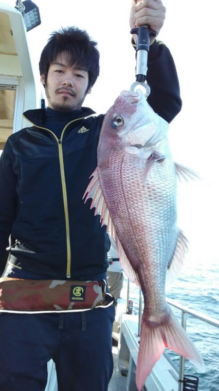 鷹王丸 釣果