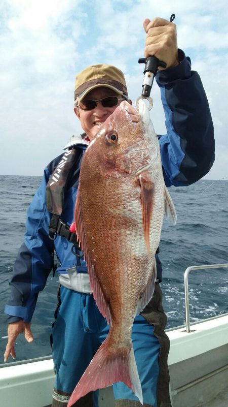 鷹王丸 釣果