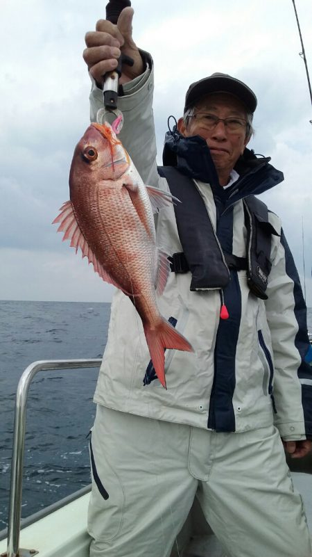 鷹王丸 釣果