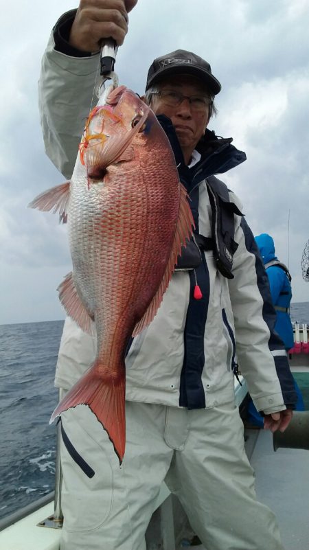 鷹王丸 釣果