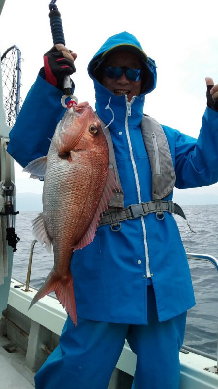 鷹王丸 釣果