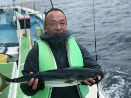 丸万釣船 釣果