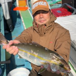 丸万釣船 釣果