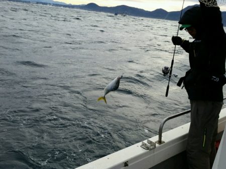 つれ鷹丸 釣果