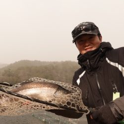 フィッシングレイクたかみや 釣果