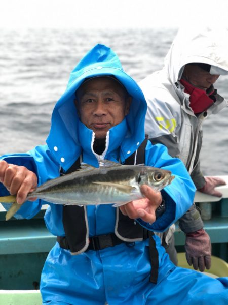 丸万釣船 釣果