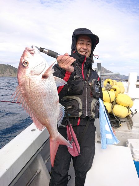 エンペラー 釣果