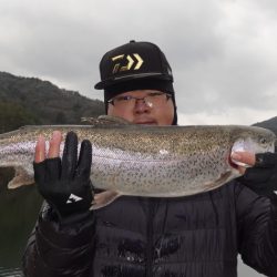 フィッシングレイクたかみや 釣果