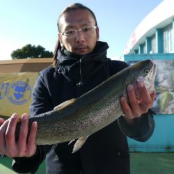 としまえんフィッシングエリア 釣果