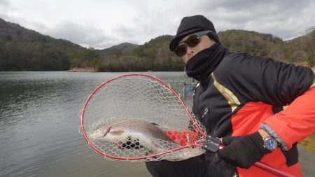 フィッシングレイクたかみや 釣果