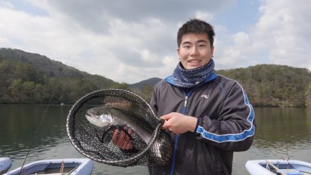 フィッシングレイクたかみや 釣果